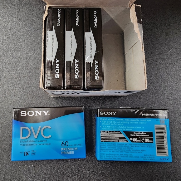 Sony DVC (Set Of 5) MiniDV Cassettes - Picture 4 of 4